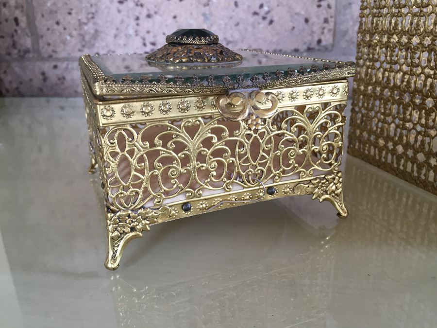 Gold Gilt Metal Hollywood Regency Filigree Jewelry Box And Tissue Box [Photo 4]