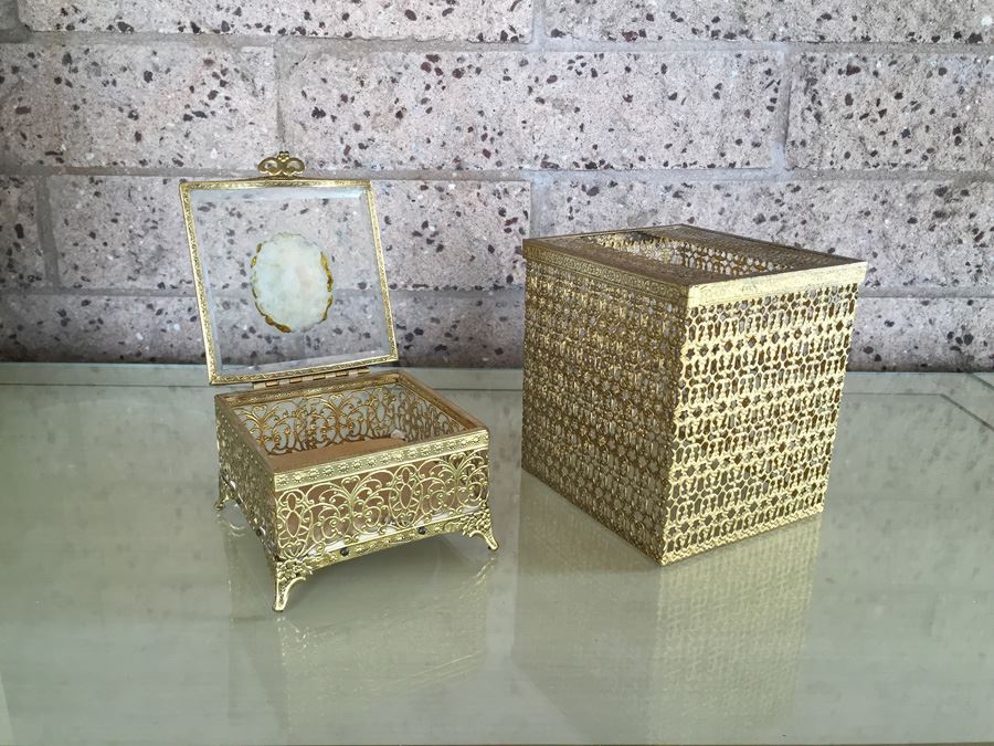 Gold Gilt Metal Hollywood Regency Filigree Jewelry Box And Tissue Box [Photo 11]