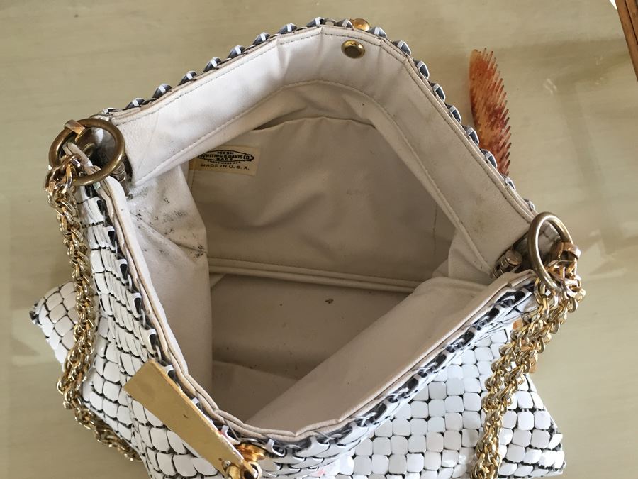 Vintage Whiting Davis Mesh Hand Bag Purse With Clear Lucite Hand Bag And Brush [Photo 14]