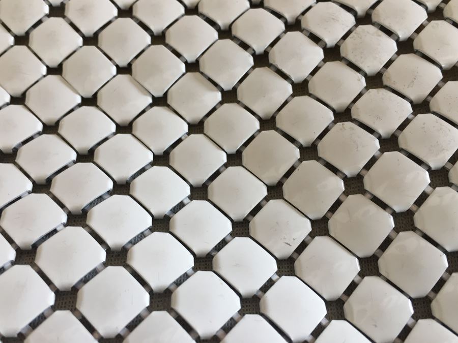 Vintage Whiting Davis Mesh Hand Bag Purse With Clear Lucite Hand Bag And Brush [Photo 11]