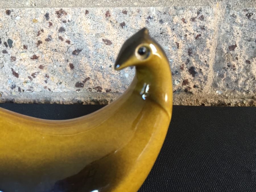Vintage Mid-Century Roselane California Pottery Bird [Photo 4]
