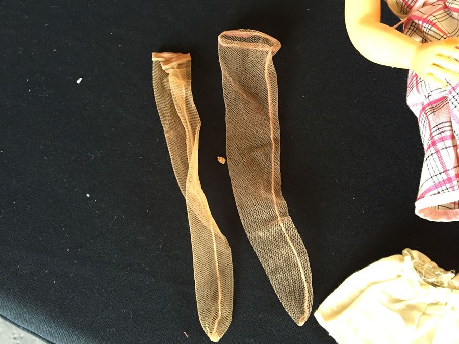 Vintage Doll Marked 14R With Doll Trunk, Various Doll Clothes And Wooden Blocks [Photo 35]