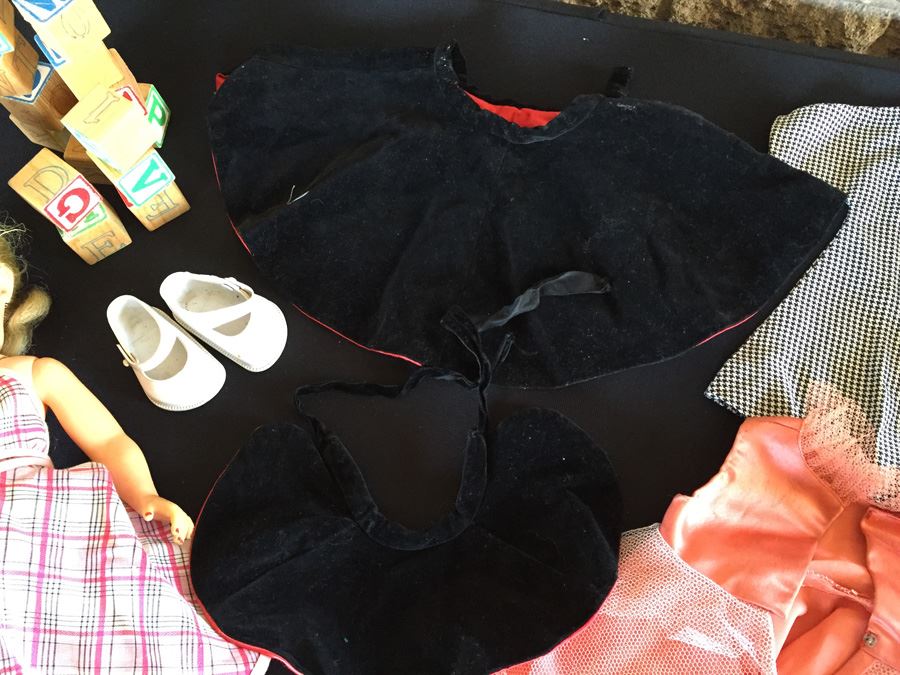 Vintage Doll Marked 14R With Doll Trunk, Various Doll Clothes And Wooden Blocks [Photo 29]