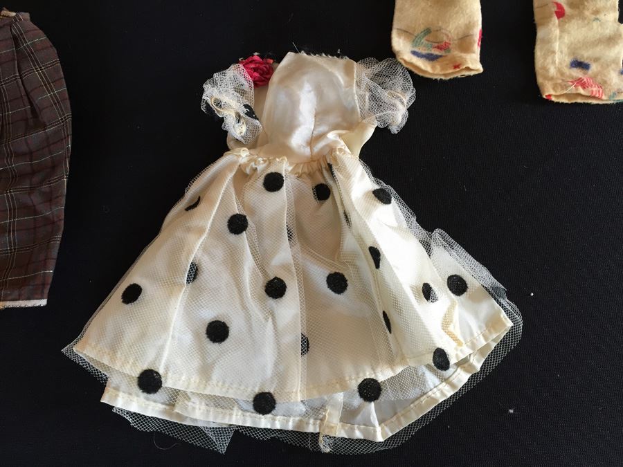 Vintage Doll Marked 14R With Doll Trunk, Various Doll Clothes And Wooden Blocks [Photo 19]
