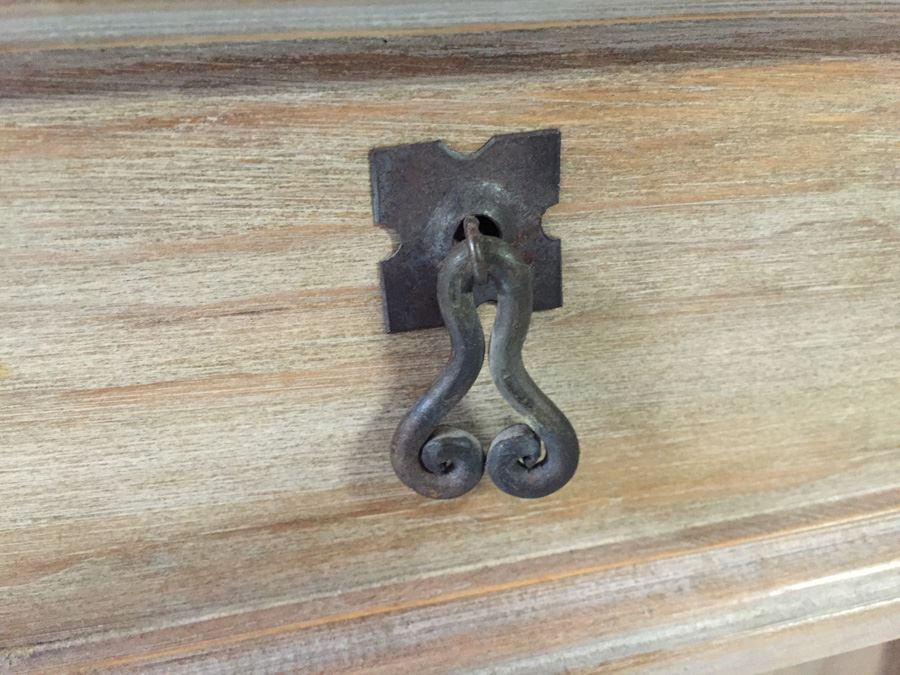 Country French China Cabinet With Chicken Wire Cabinet Door Inserts [Photo 8]