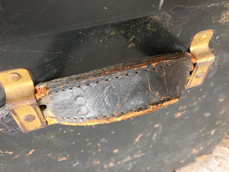 Vintage Steamer Trunk Lock Has Been Broken [Photo 5]