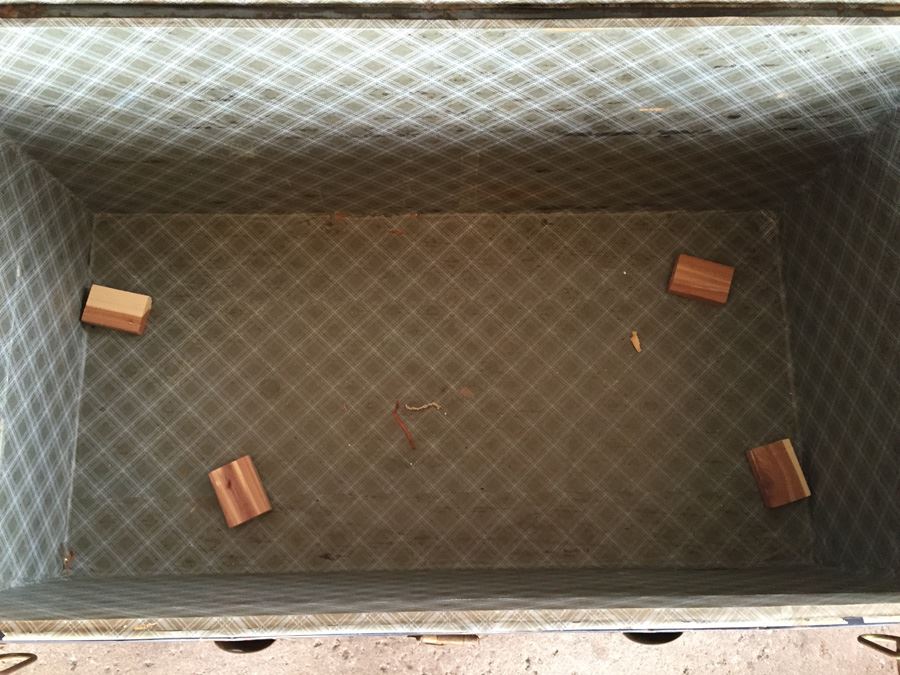 Vintage Steamer Trunk Lock Has Been Broken [Photo 16]