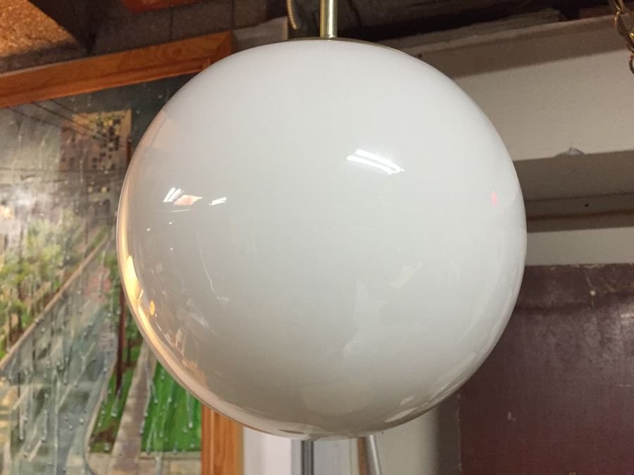 Mid-Century Modern Pendant Light [Photo 3]