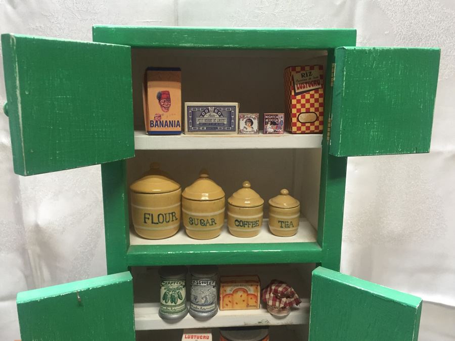 Vintage Green Miniature Cabinet With Miniature Food And Kitchen Accessories [Photo 4]