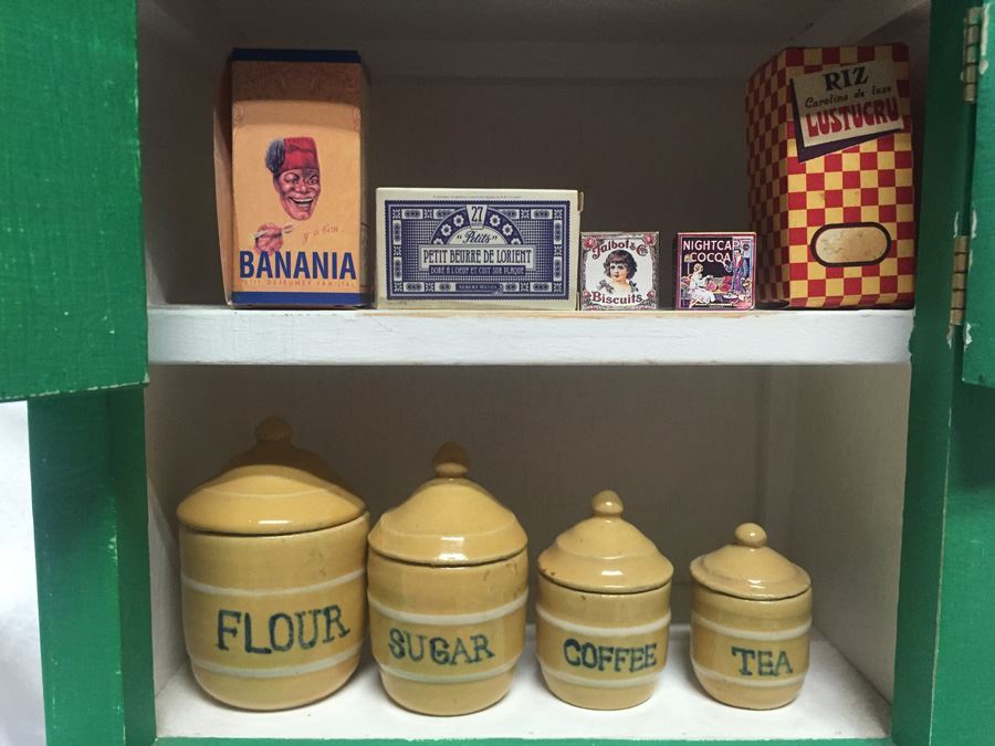 Vintage Green Miniature Cabinet With Miniature Food And Kitchen Accessories [Photo 2]