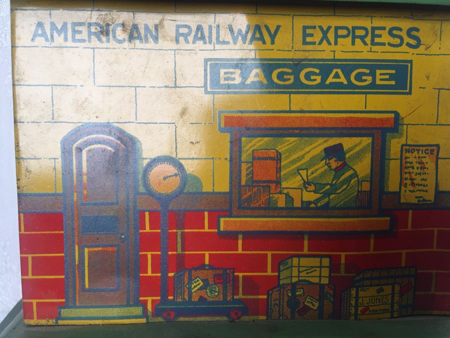 Vintage Tin Litho Toy Train Station American Railway Express Baggage Toytown [Photo 2]