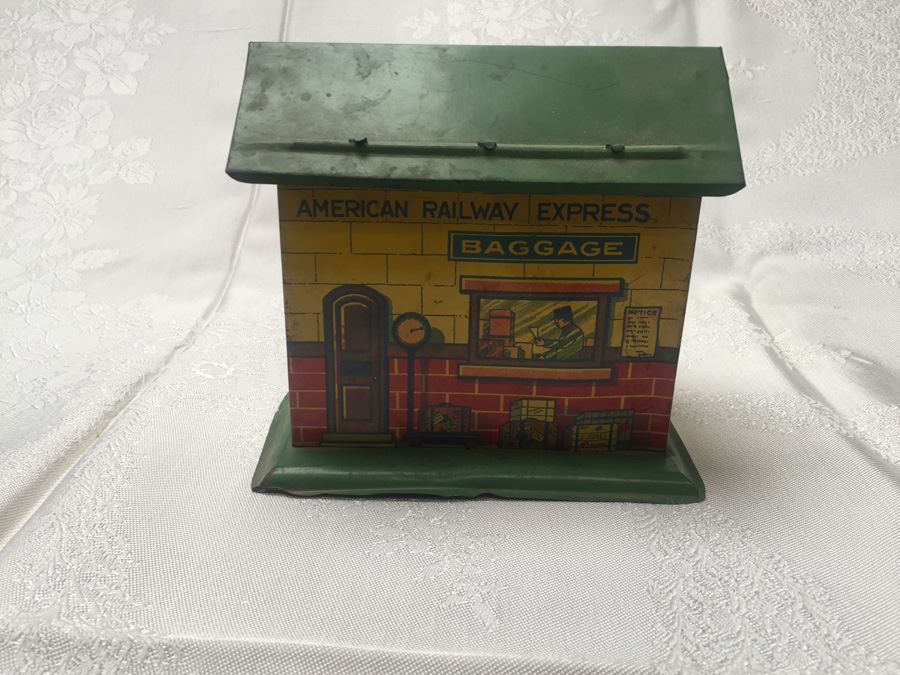 Vintage Tin Litho Toy Train Station American Railway Express Baggage Toytown [Photo 5]