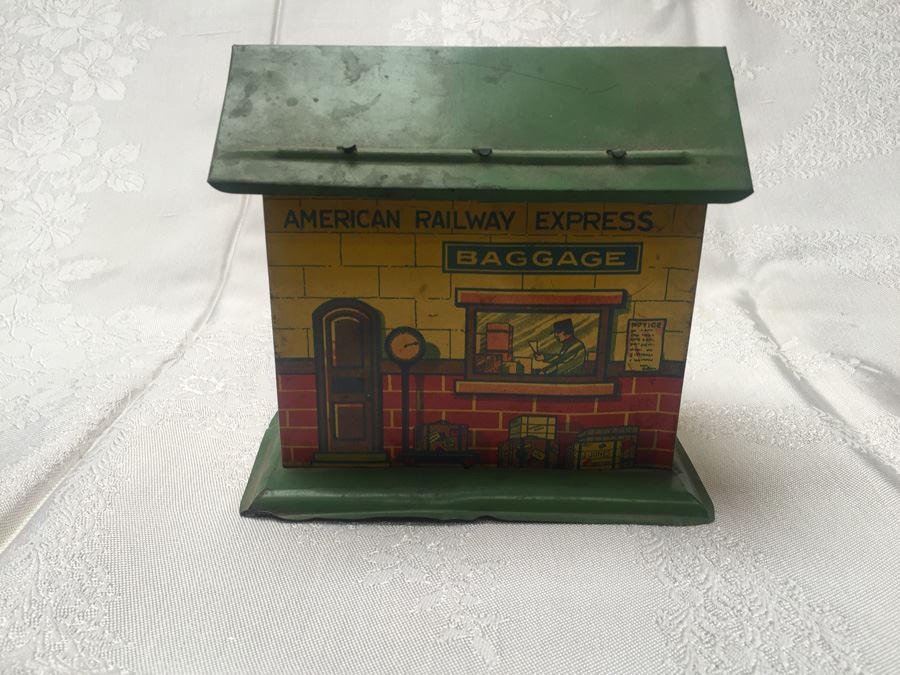 Vintage Tin Litho Toy Train Station American Railway Express Baggage Toytown [Photo 6]