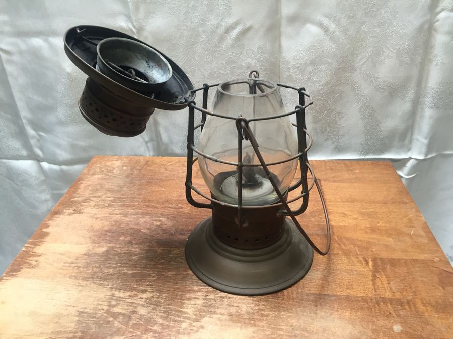 Old Brass Lantern [Photo 5]