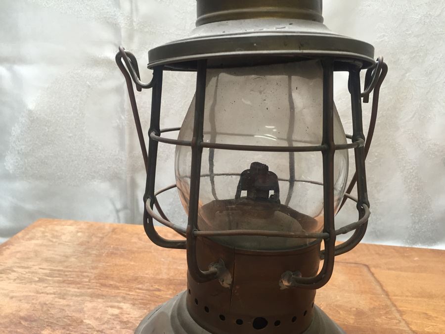 Old Brass Lantern [Photo 3]