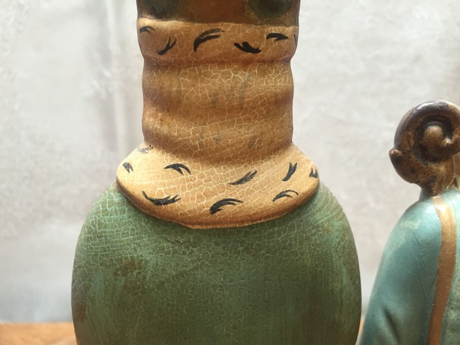 Vaillancourt Folk Art Hand Painted Chalkware Sutton, MA #184 1992 & #87 1996 Priest [Photo 12]