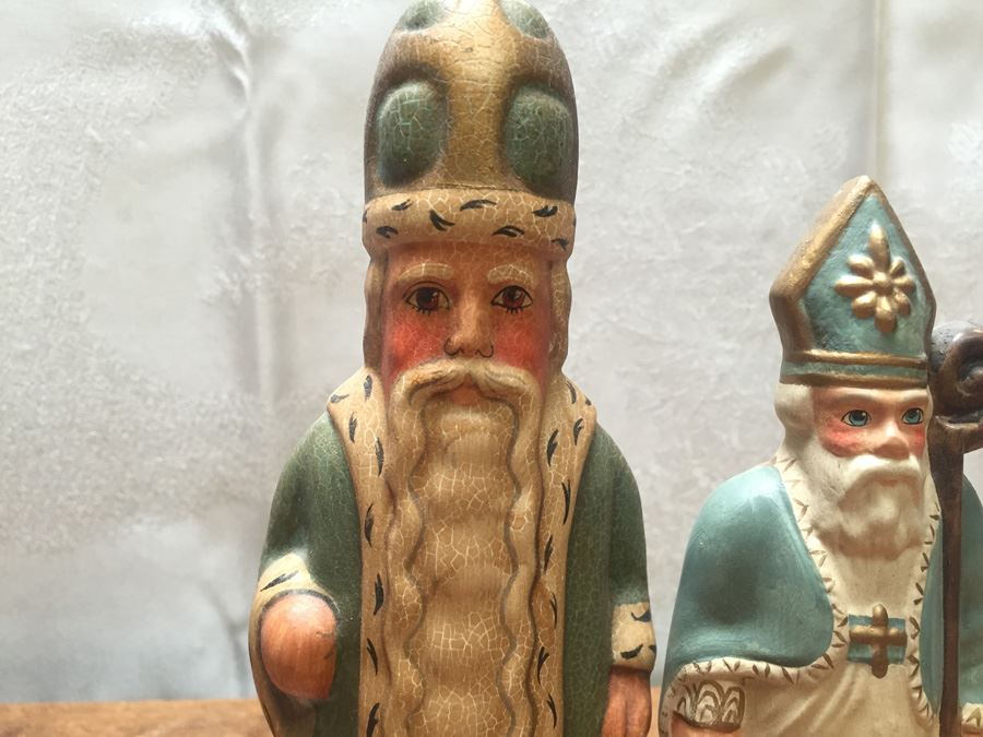 Vaillancourt Folk Art Hand Painted Chalkware Sutton, MA #184 1992 & #87 1996 Priest [Photo 2]