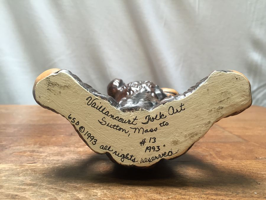 Vaillancourt Folk Art Hand Painted Chalkware Sutton, MA Bear #13 1993 [Photo 3]