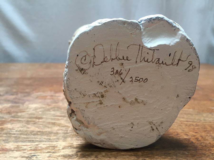 Debbee Thibault Folk Art Limited Edition Hand Painted Signed Santa With Cherub 1998 [Photo 3]