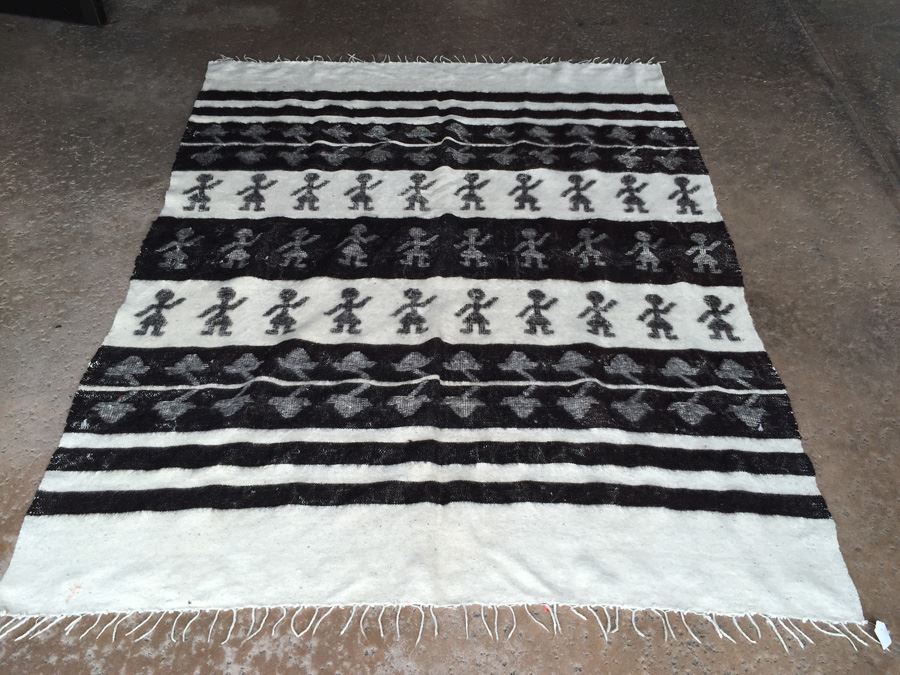 Hand Knotted Wool Rug [Photo 4]