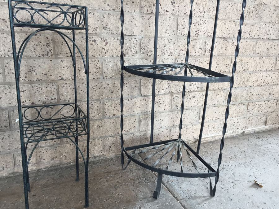 Various Metal Shelves Stands Corner Stands [Photo 4]