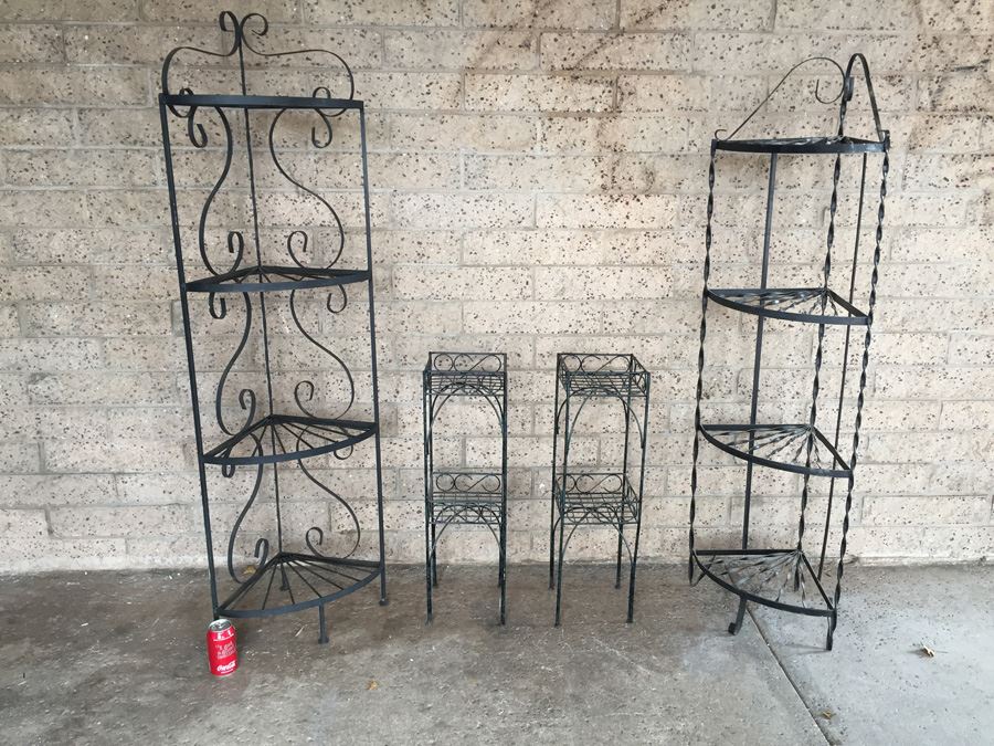 Various Metal Shelves Stands Corner Stands [Photo 1]