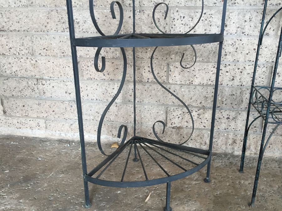 Various Metal Shelves Stands Corner Stands [Photo 8]