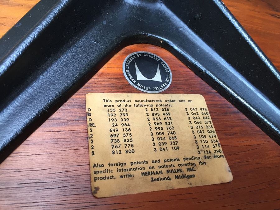 Vintage Rosewood Lounge Chair And Ottoman By Charles Eames (Herman Miller) [Photo 3]