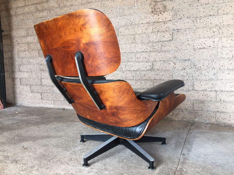 Vintage Rosewood Lounge Chair And Ottoman By Charles Eames (Herman Miller) [Photo 11]