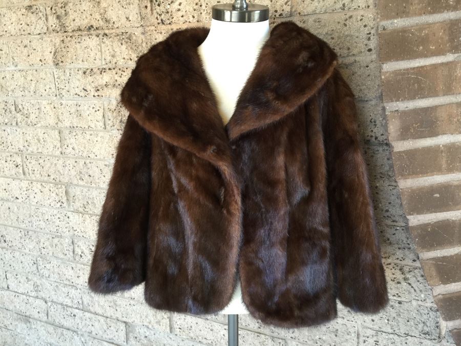 Ransohoffs Dark Brown Fur Half Sleeve Short Coat [Photo 1]