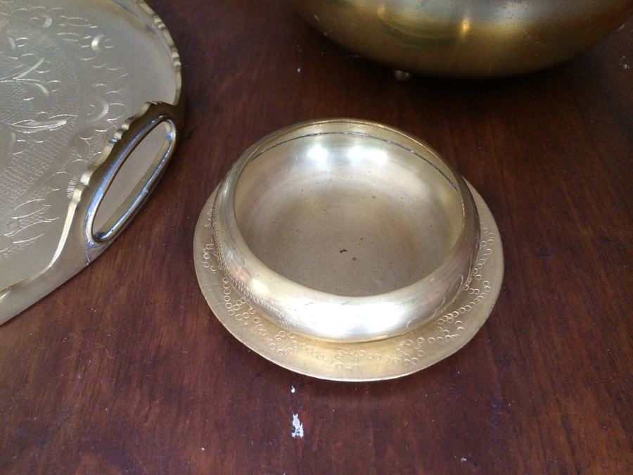 Brass Lot [Photo 3]