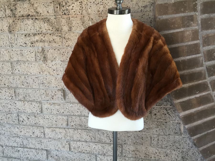 Luxurious Brown Marston's Fur Shawl [Photo 1]
