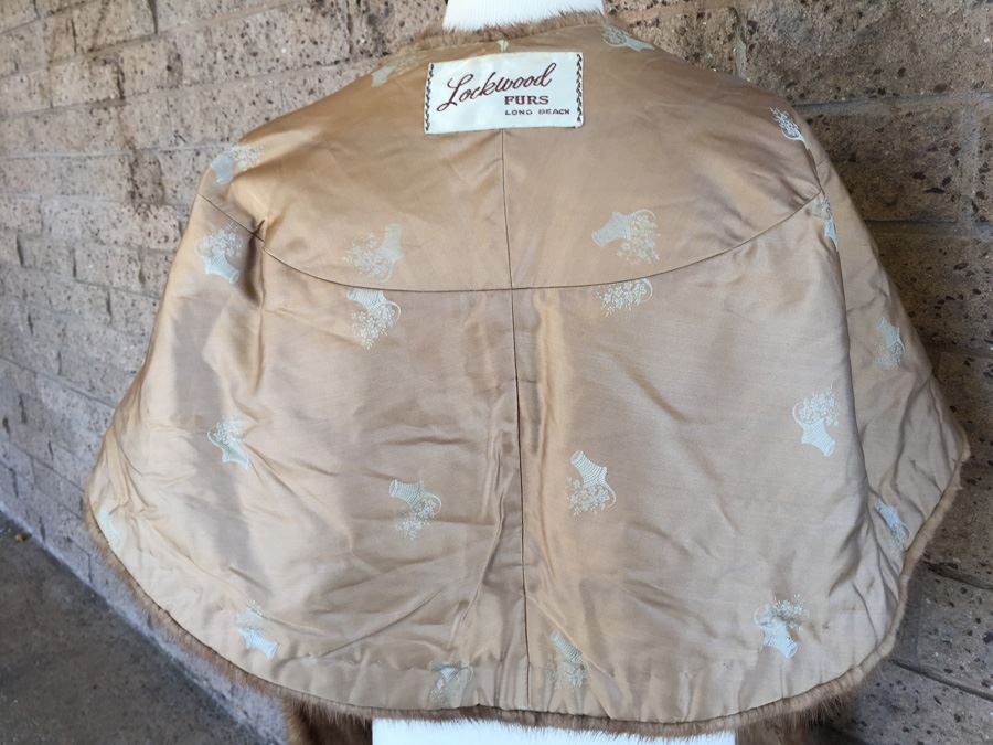 Long Rich Brown Lockwood Fur Shawl [Photo 5]