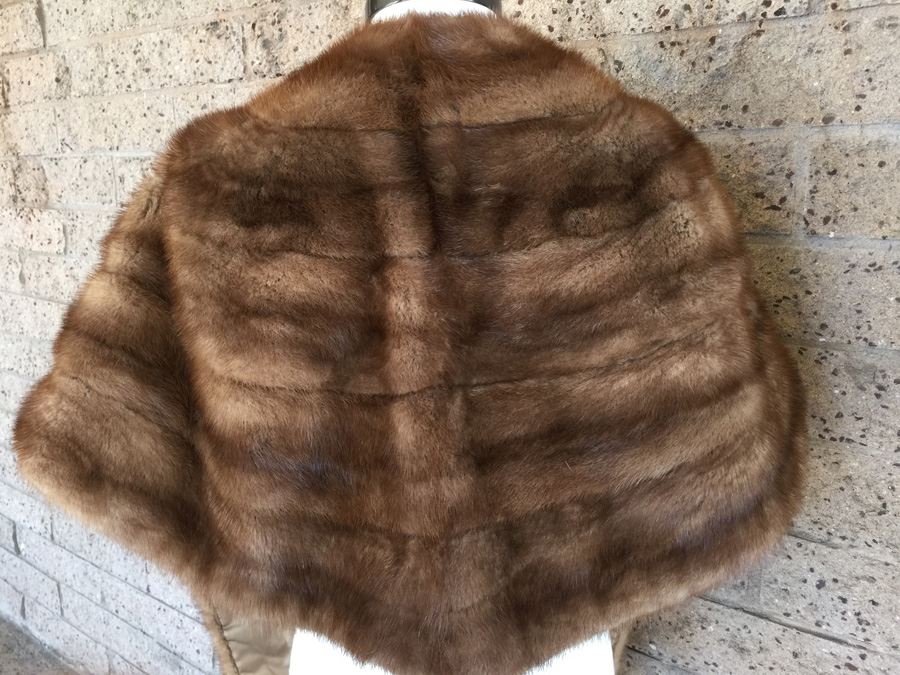 Long Rich Brown Lockwood Fur Shawl [Photo 2]