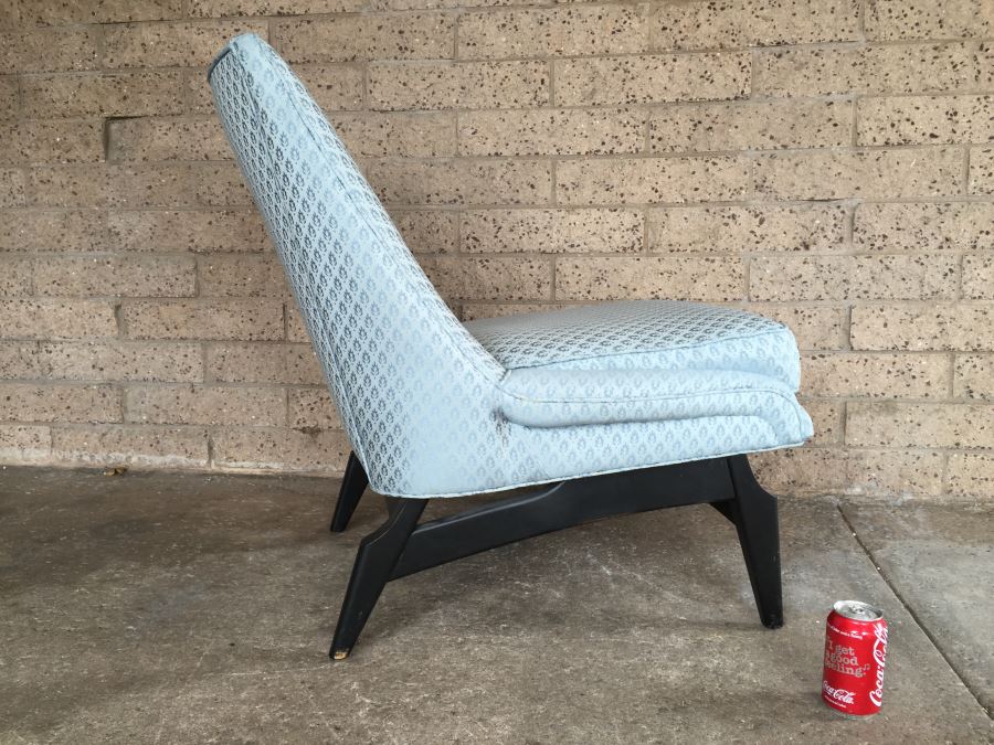 Mid-Century Modern Upholstered Chair [Photo 6]