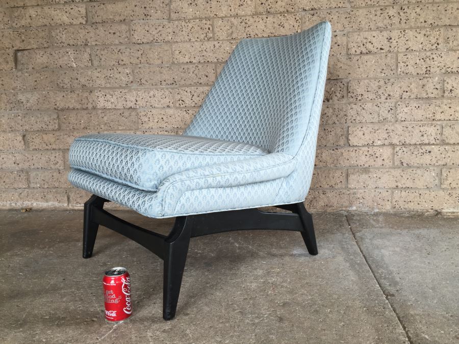 Mid-Century Modern Upholstered Chair [Photo 4]