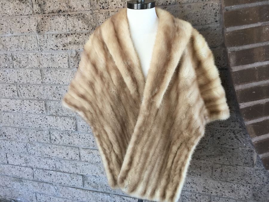 Light Color Fur Shawl