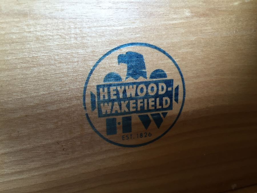 4-Piece Heywood-Wakefield Bedroom Set [Photo 11]