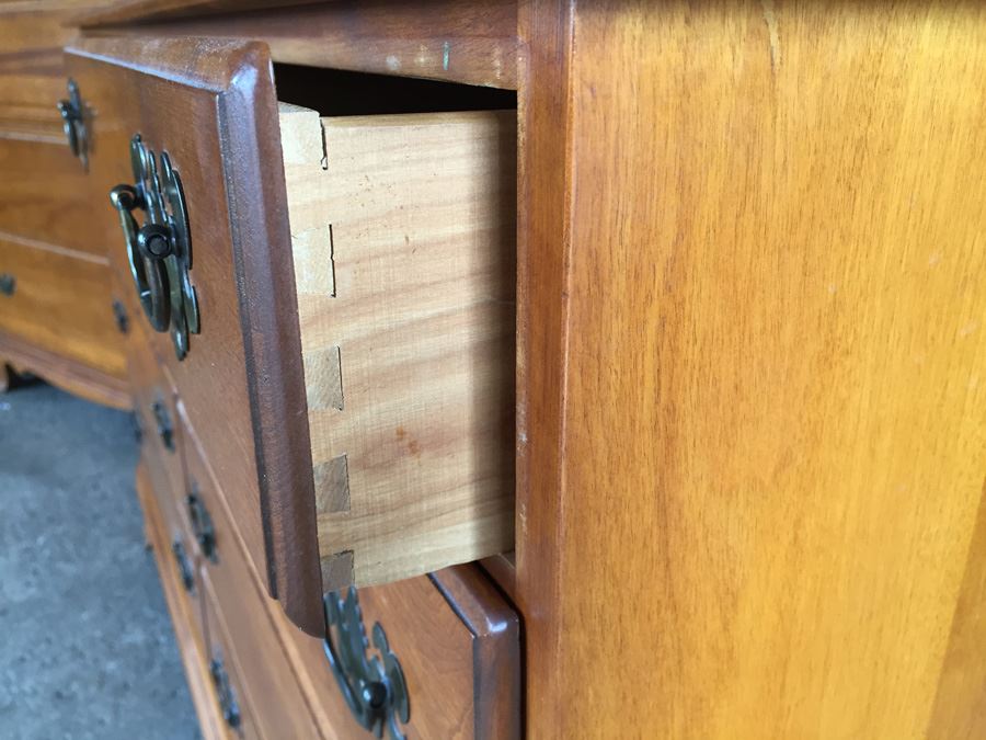 4-Piece Heywood-Wakefield Bedroom Set [Photo 12]