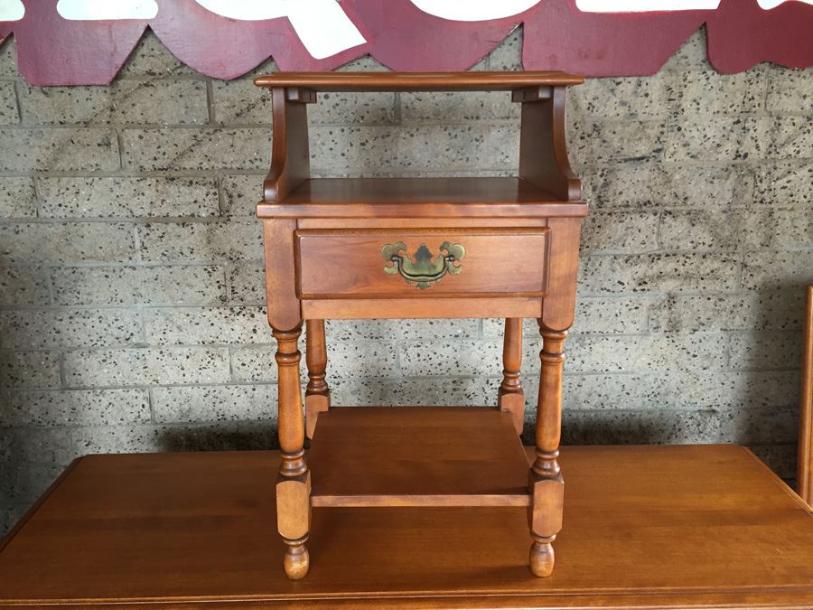 4-Piece Heywood-Wakefield Bedroom Set [Photo 7]