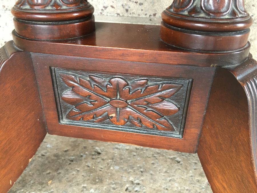 Mahogany Gaming Table [Photo 2]