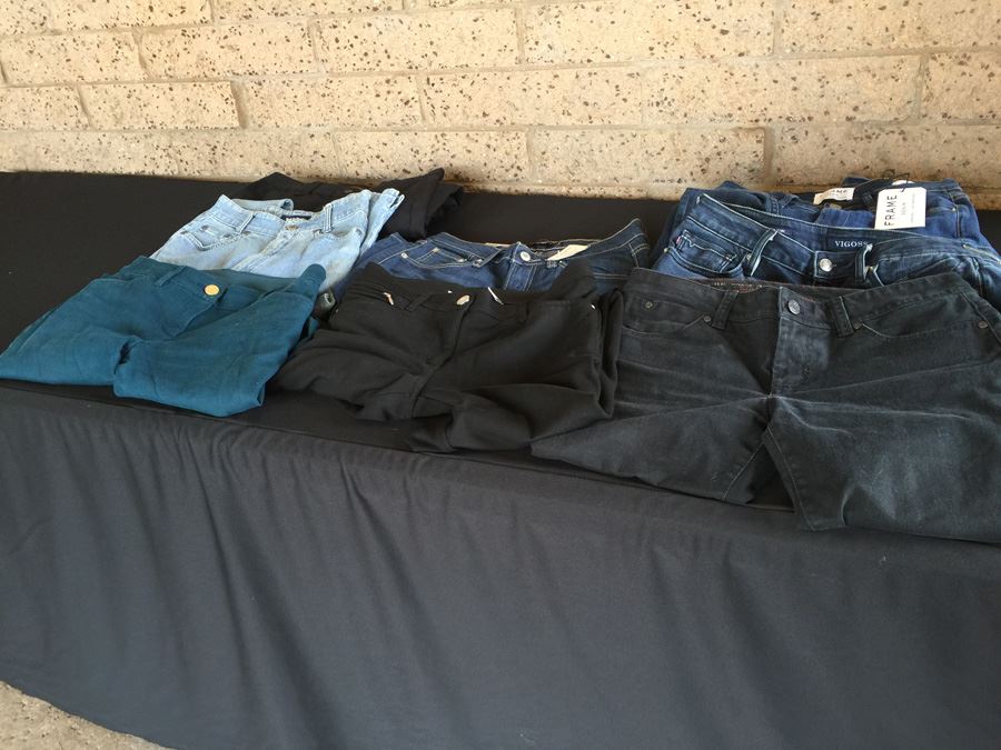 Jean Lot Various Styles and Colors [Photo 1]