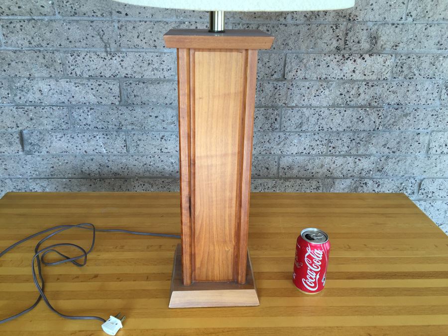 Mid-Century Wooden Table Lamp [Photo 2]