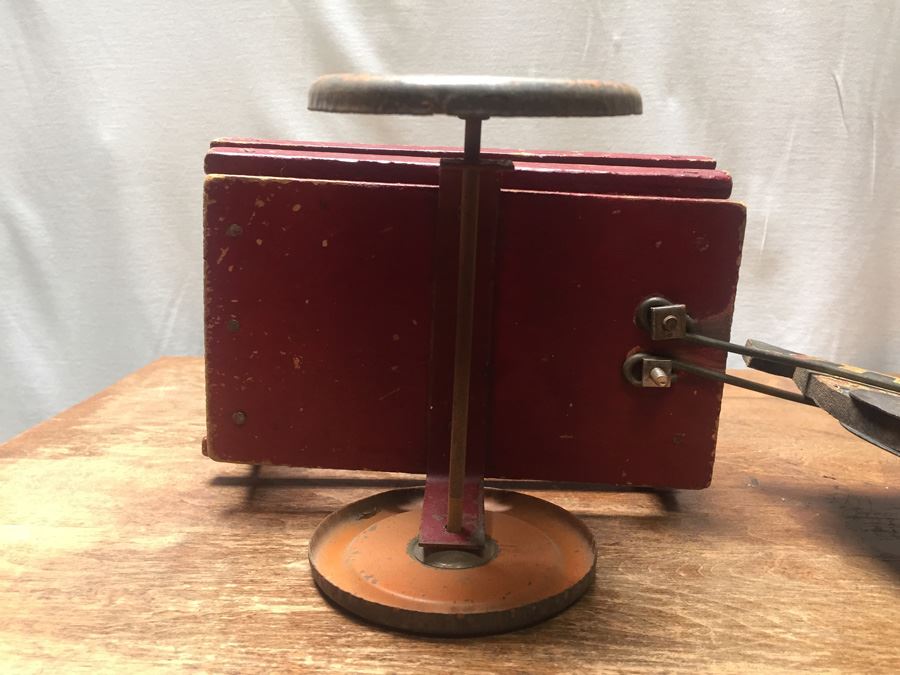 Old Horse And Cart Toy [Photo 8]