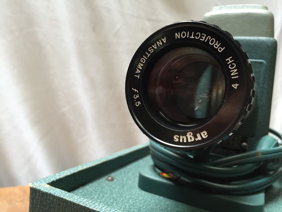 Vintage Argus 300 Slide Projector With Carrying Case [Photo 3]
