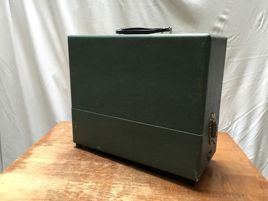 Vintage Argus 300 Slide Projector With Carrying Case [Photo 17]