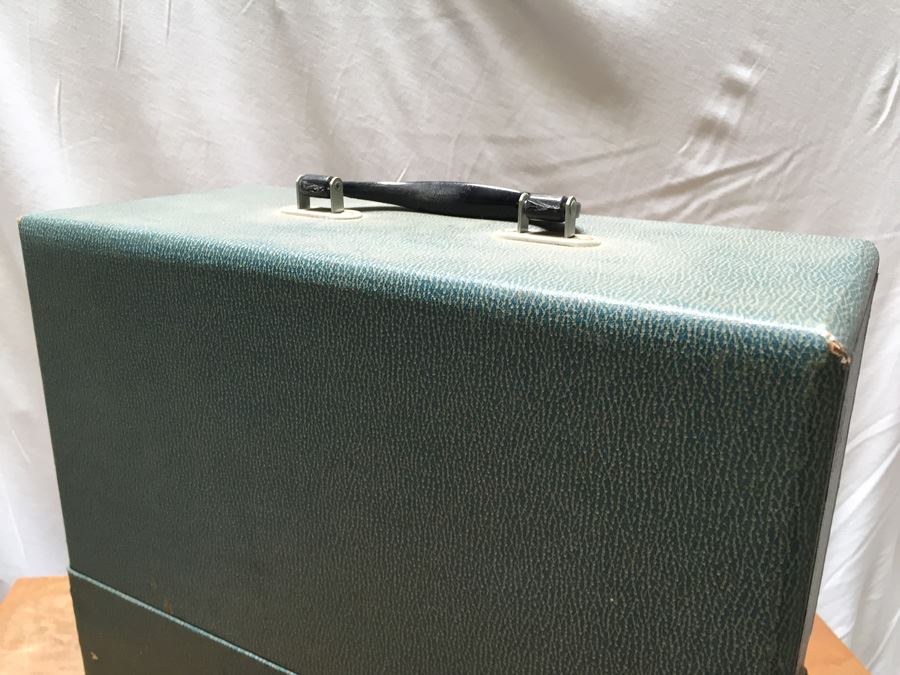 Vintage Argus 300 Slide Projector With Carrying Case [Photo 5]