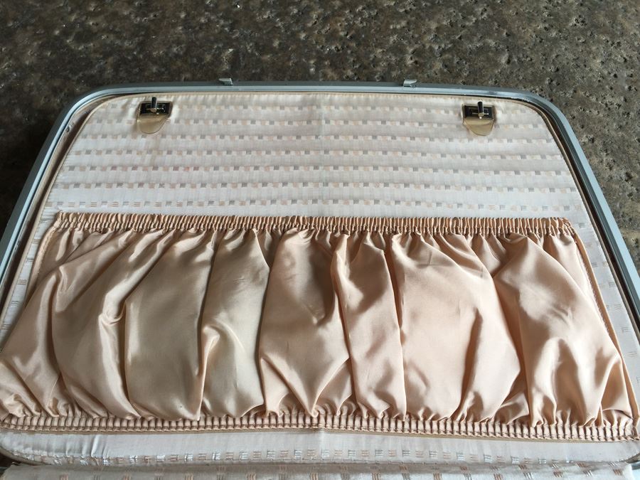 (3) Set Of Samsonite Silhouette Luggage [Photo 10]