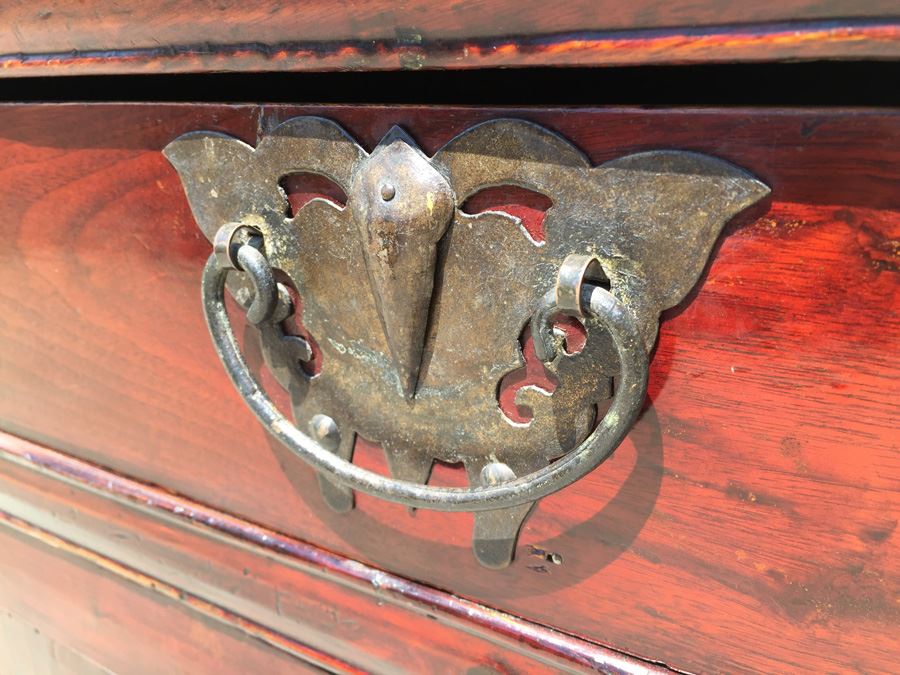 Stunning Antique Chinese Cabinet [Photo 9]