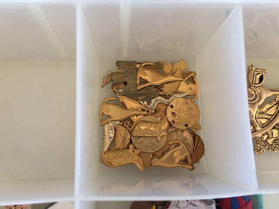 Large Collection Of Jewelry Making Items Including Jade, Turquoise, Agate, Carved Bone, Craft Supplies [Photo 30]